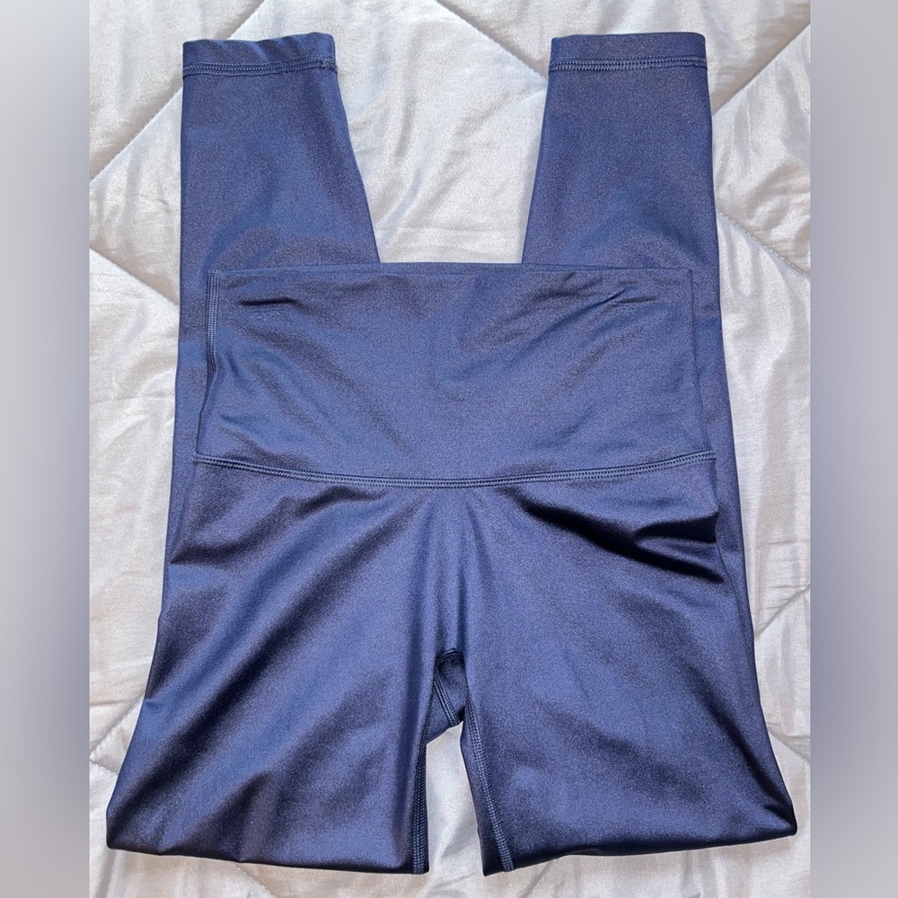 Offline by Aerie Shiny Blue Leggings Size XS